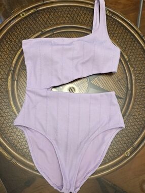 Aerie Crinkle Asymmetrical Cut Out One Piece Swimsuit Sz M